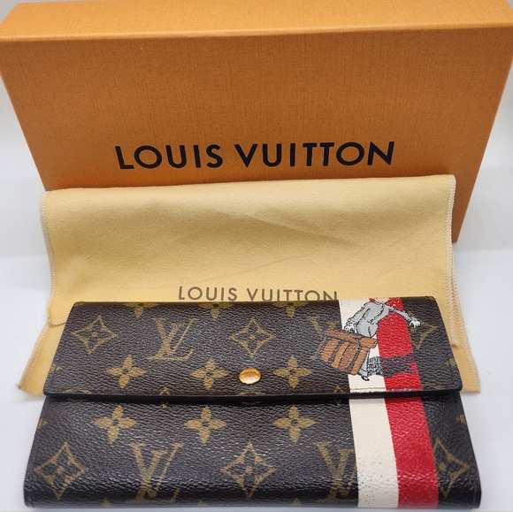 Louis Vuitton Limited Edition Monogram Canvas Red Groom/Bellhop Sarah Wallet